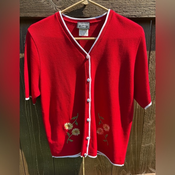Vintage Cottage Southern Lady Red Sweater with Floral Embroidery - Picture 1 of 3